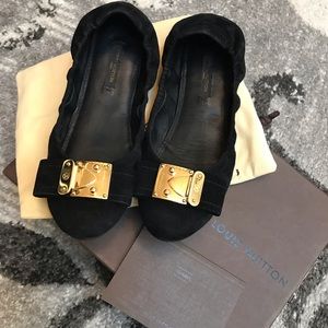 🖤SOLD🖤. Louis Vuitton shoes size 36